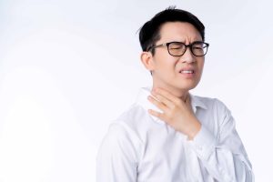 (ilustrasi seseorang terkena panas dalam, sumber : freepik)
