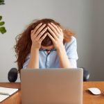 Kenapa Stres Bisa Bikin Haid Tidak Lancar? Simak Faktanya!