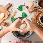 Sensasi Baru! Kue Black Garlic dengan Rasa dan Manfaat Luar Biasa!